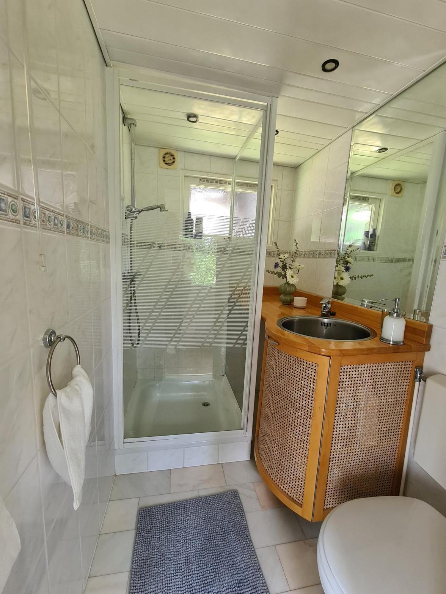 Cherry Cottage Schoonrewoerd Dış mekan fotoğraf